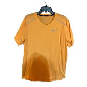 Nike Men's running shirt